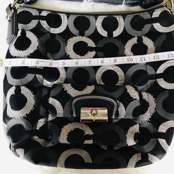 Coach hobo purse - Picture 7 of 8